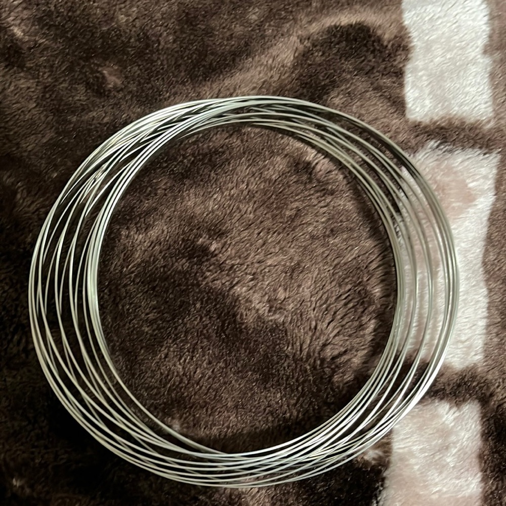 Flow Ring Kinetic Spring Toy 3D Sculpture Ring